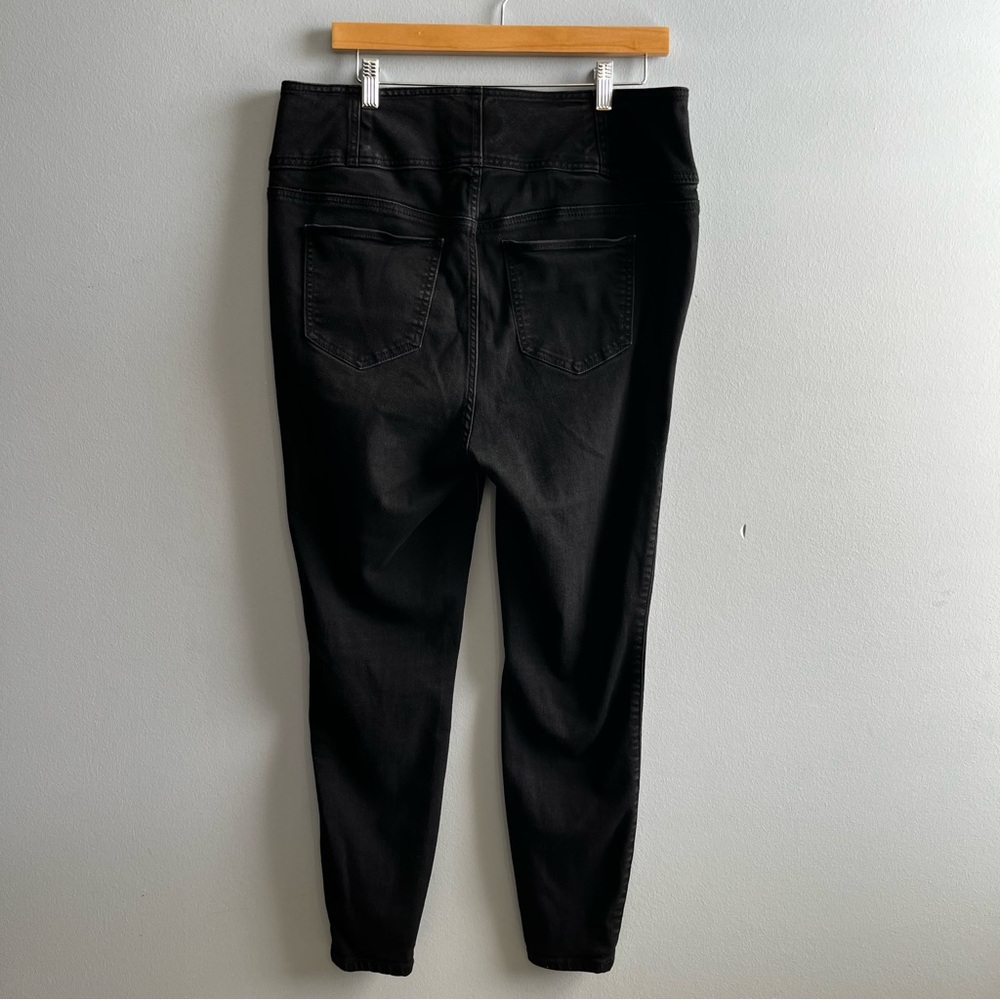 Torrid Feel the Fit Skinny Jeans Women's 14R Black High Rise Button Fly - Picture 4 of 12